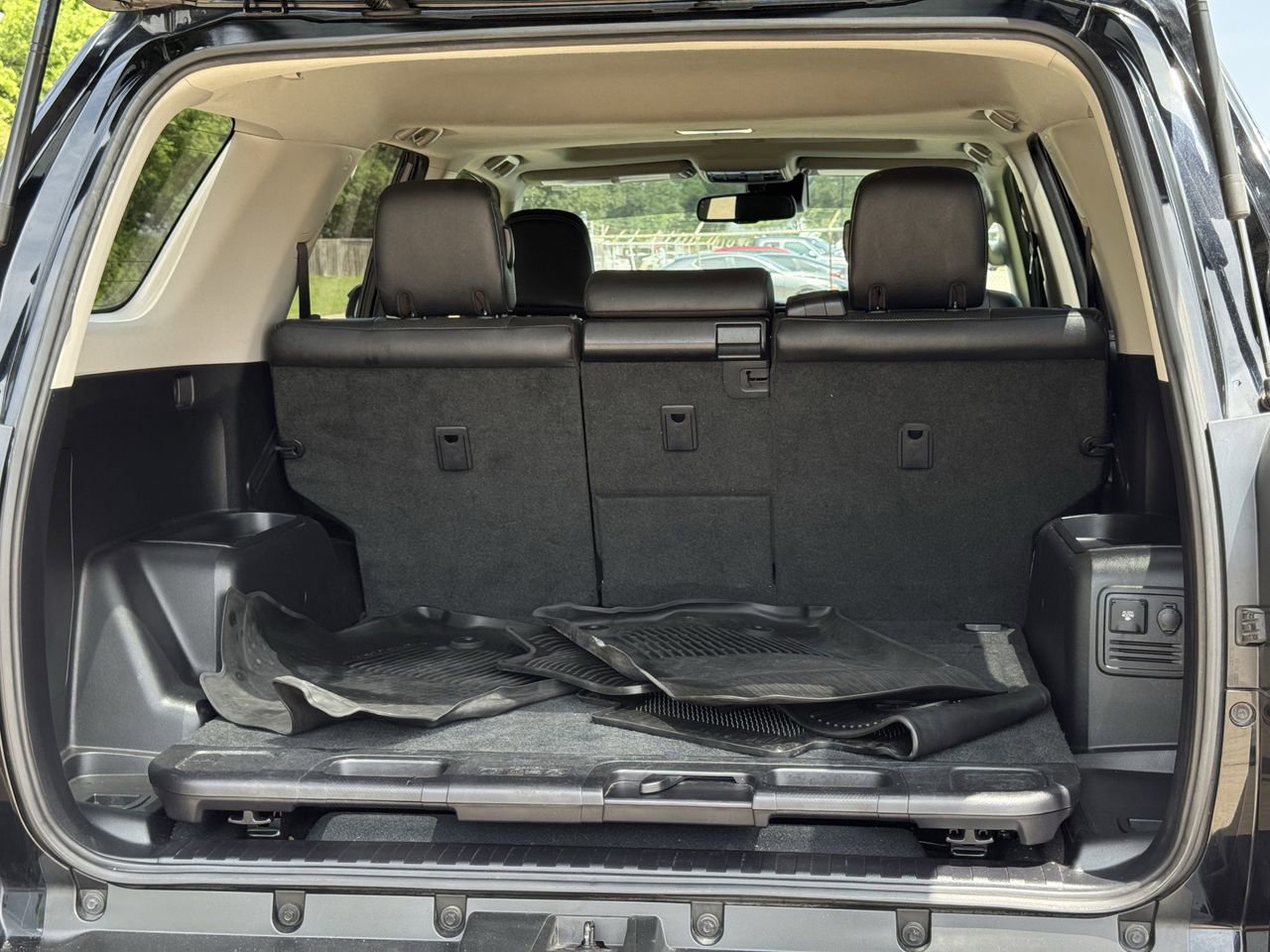 Used 2020 Toyota 4Runner Nightshade AWD/4WD image 31