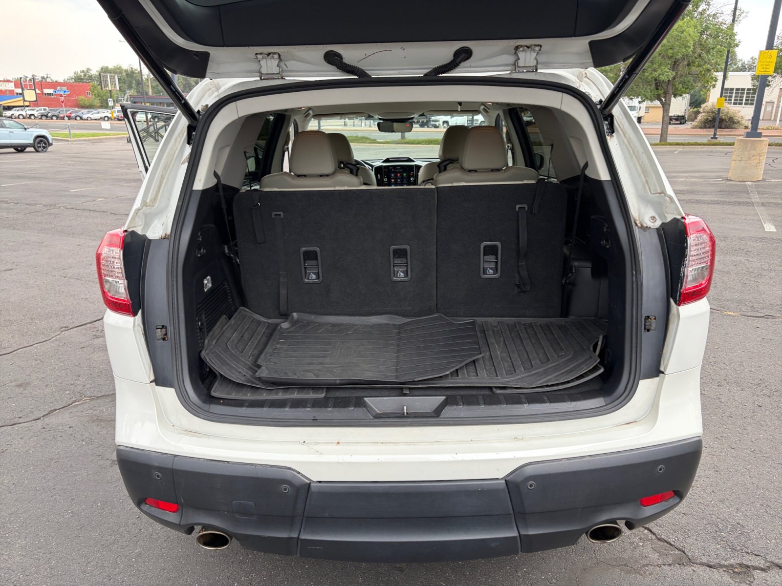 Used 2023 Subaru Ascent Limited AWD/4WD image 34
