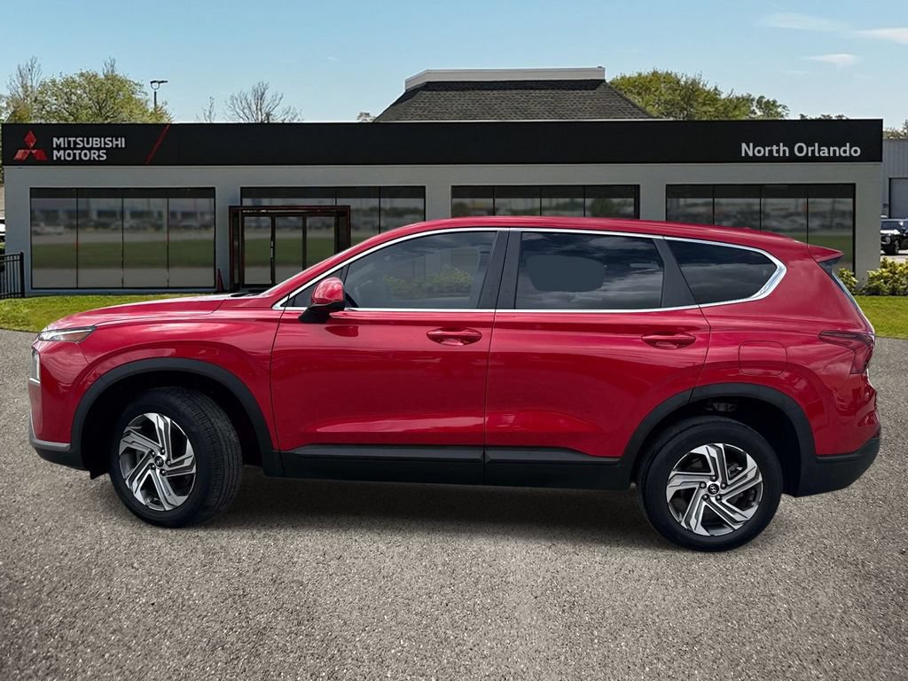 Used 2023 Hyundai Santa Fe SE AWD/4WD image 2