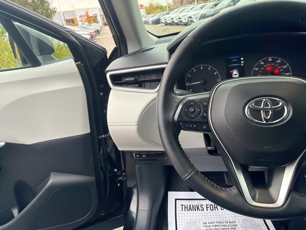 Used 2023 Toyota Corolla Cross LE AWD/4WD image 26