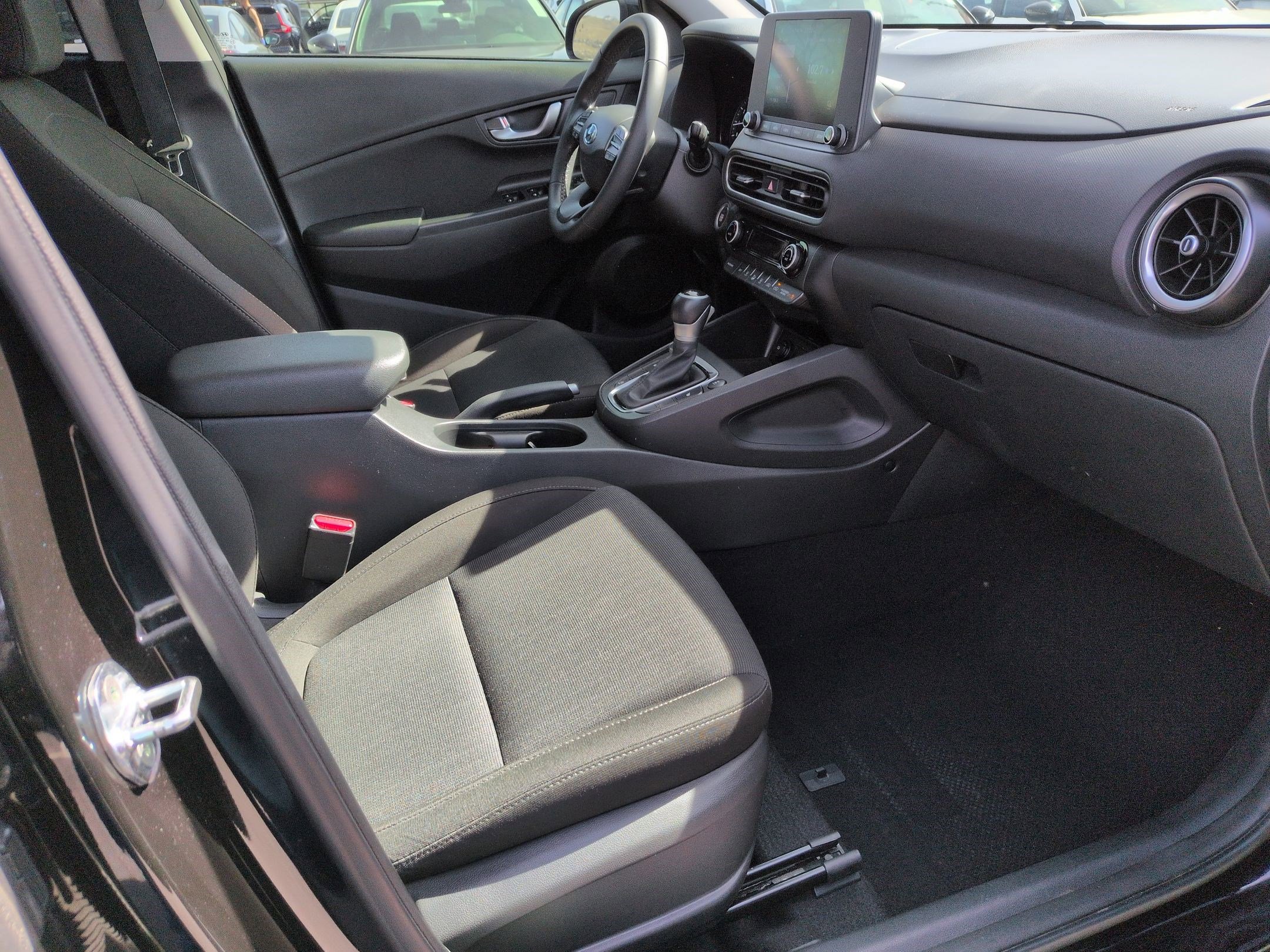 Used 2022 Hyundai Kona SEL w/ Convenience Package image 33