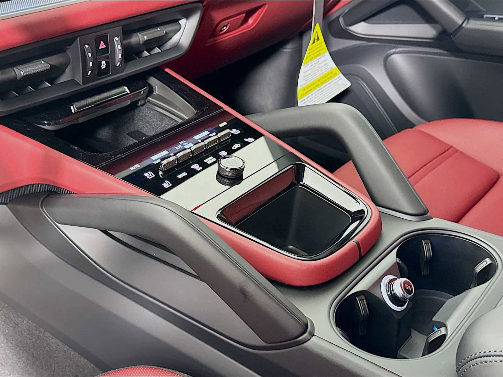 New 2025 Porsche Cayenne image 20