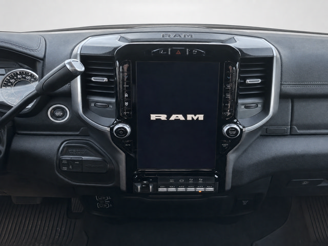 Used 2022 RAM 3500 Laramie AWD/4WD image 15