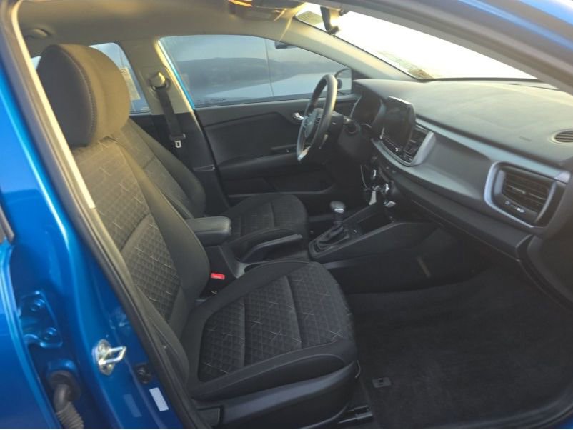 Used 2023 Kia Rio S w/ Technology Package image 17