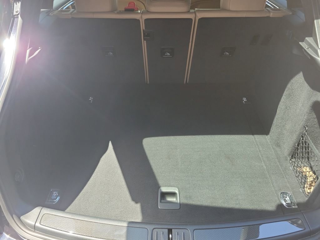 Certified 2022 Porsche Macan image 17