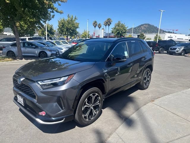 Used 2023 Toyota RAV4 XSE AWD/4WD image 3
