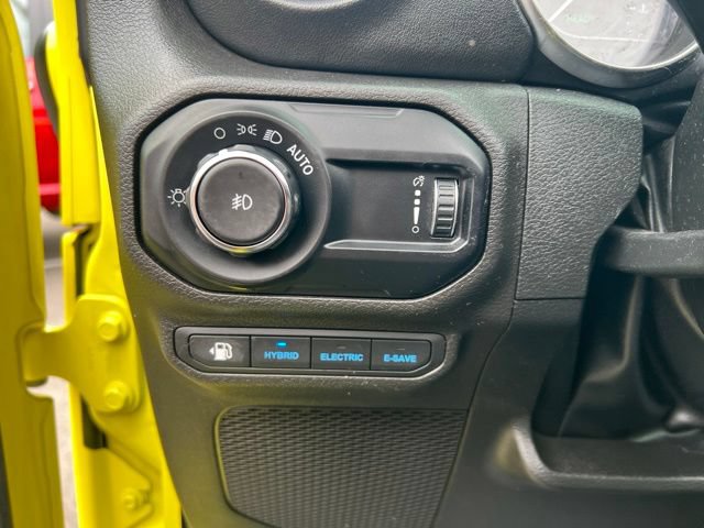 Used 2023 Jeep Wrangler Unlimited Rubicon 4xe w/ Cold Weather Group AWD/4WD image 6
