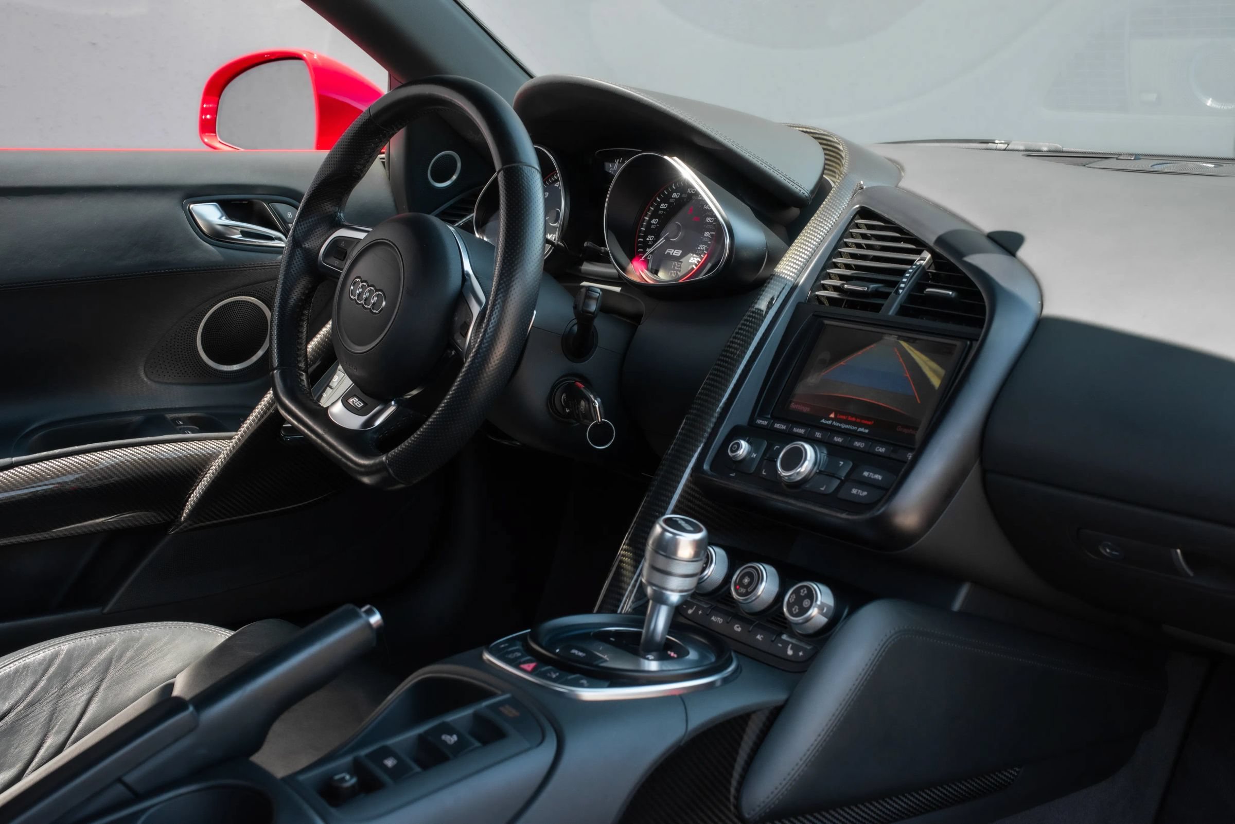 Used 2011 Audi R8 V10 AWD/4WD image 10