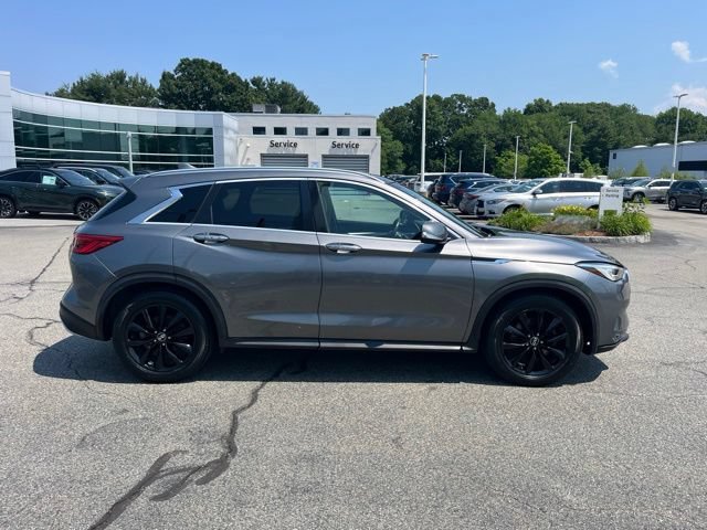 Used 2019 INFINITI QX50 Essential w/ Premium Heat Package AWD/4WD image 2