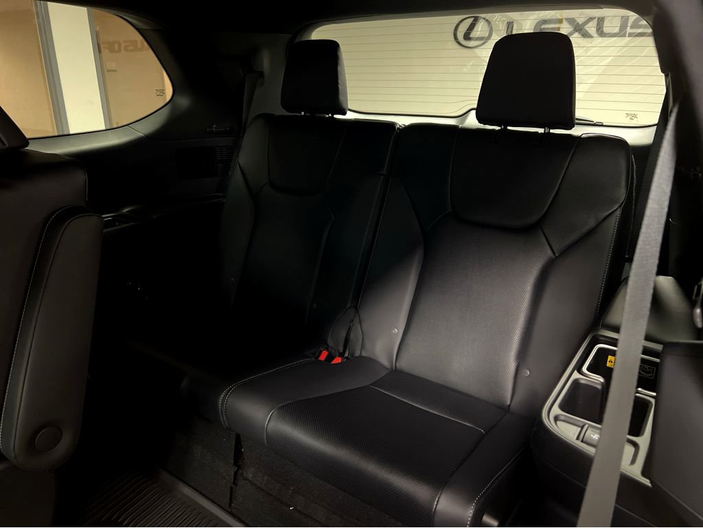 New 2026 Lexus TX 500h AWD image 42