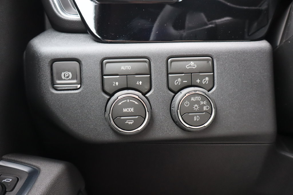 New 2026 Chevrolet Silverado 1500 RST w/ Convenience Package II AWD/4WD image 13