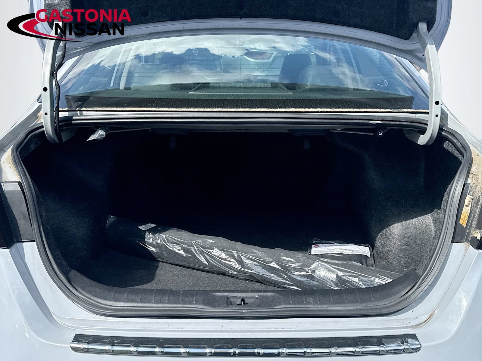 Used 2023 Nissan Altima 2.5 SR FWD image 33