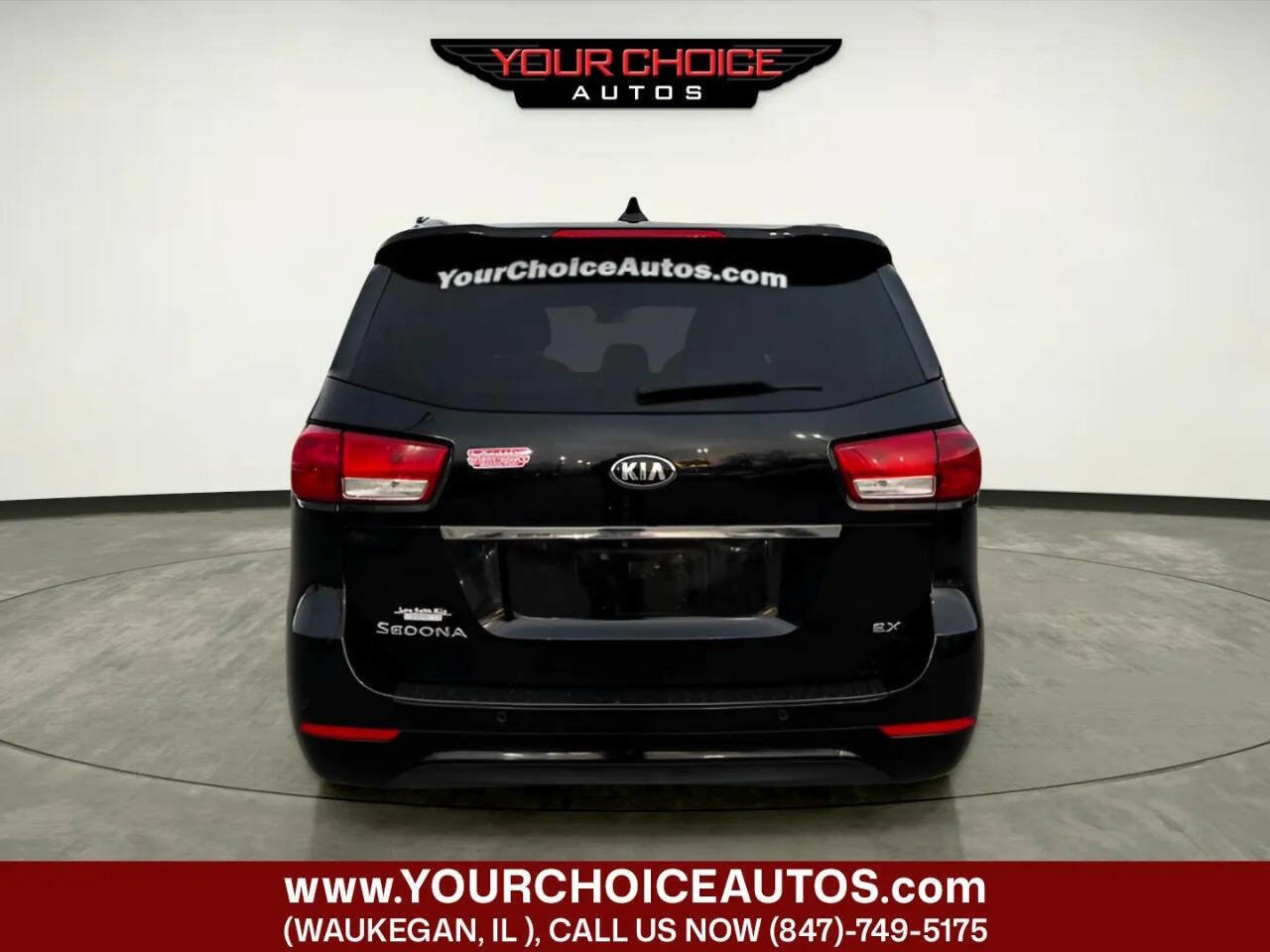 Used 2016 Kia Sedona EX image 4