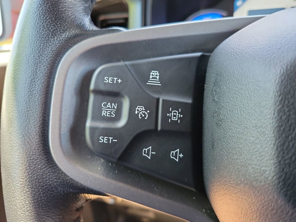 Used 2022 Ford Bronco Badlands image 16