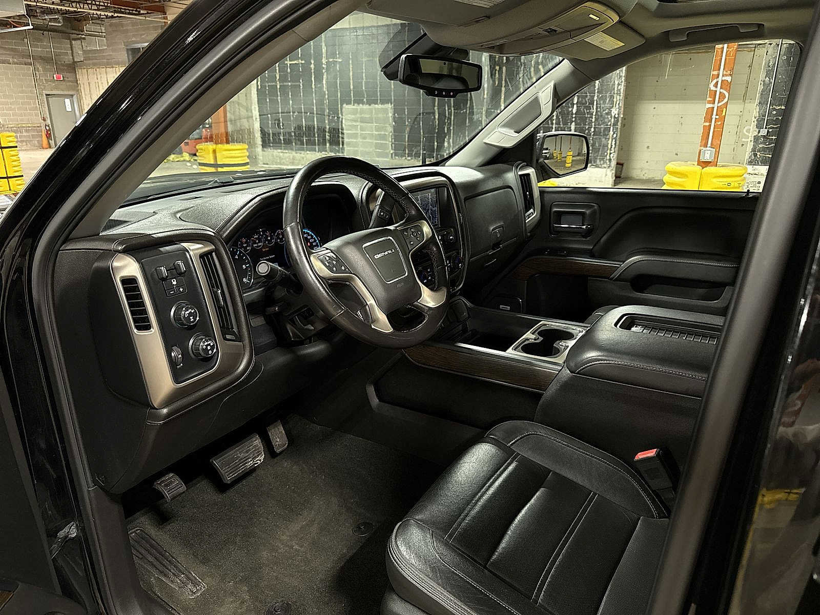 Used 2018 GMC Sierra 1500 Denali w/ Denali Ultimate Package image 31