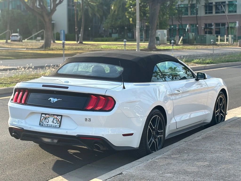 Used 2020 Ford Mustang Premium image 5