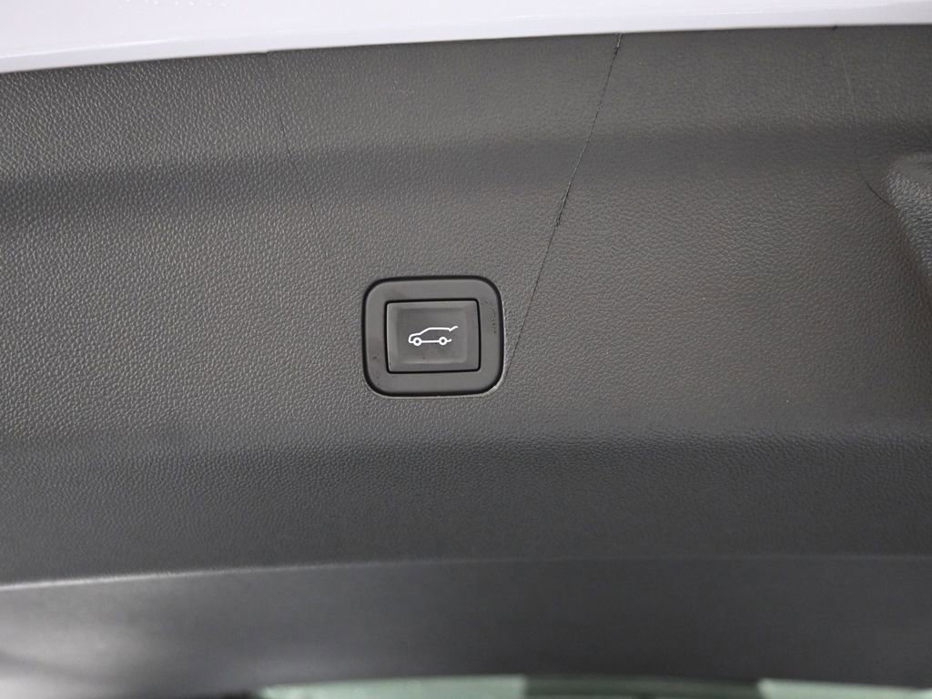 New 2026 Chevrolet Tahoe High Country image 11