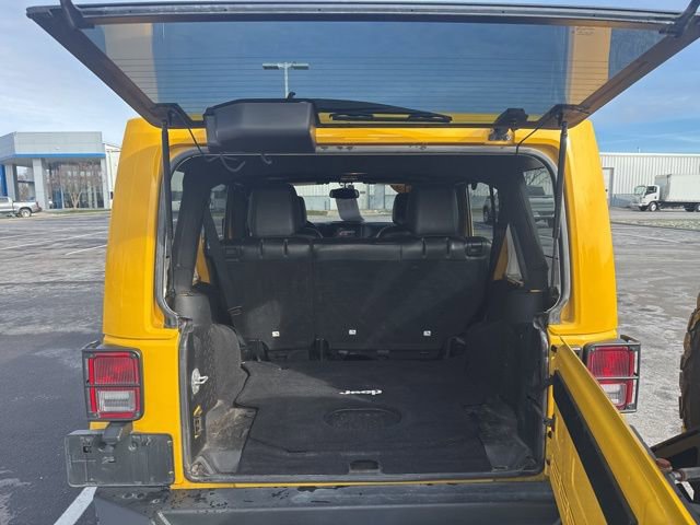 Used 2015 Jeep Wrangler Unlimited Sahara image 11