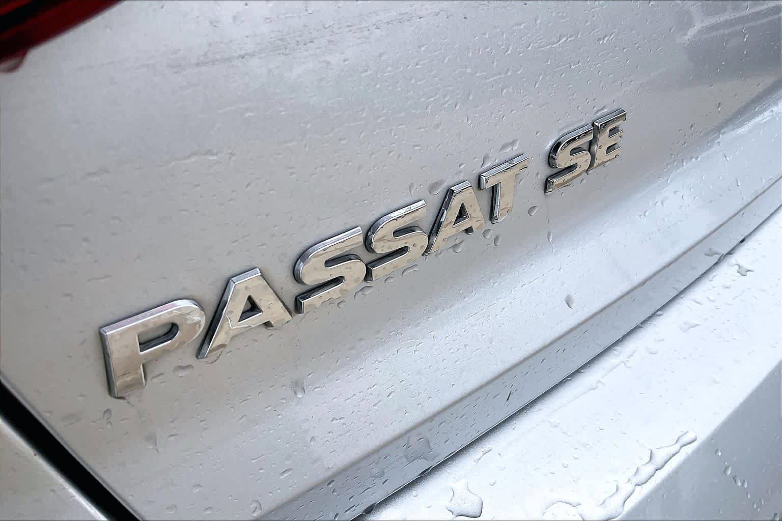 Used 2016 Volkswagen Passat 1.8T SE FWD image 31