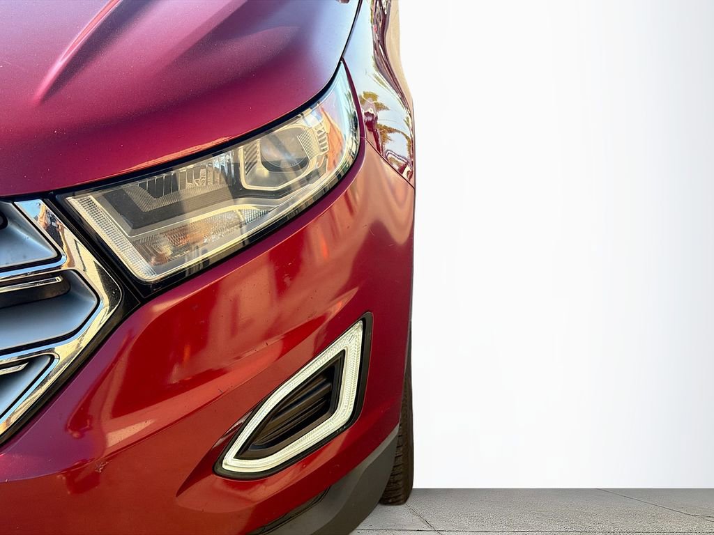 Used 2017 Ford Edge Titanium w/ Technology Package FWD image 10