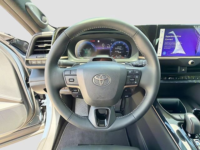 Used 2026 Toyota Crown Signia w/ Advanced Technology Package image 40