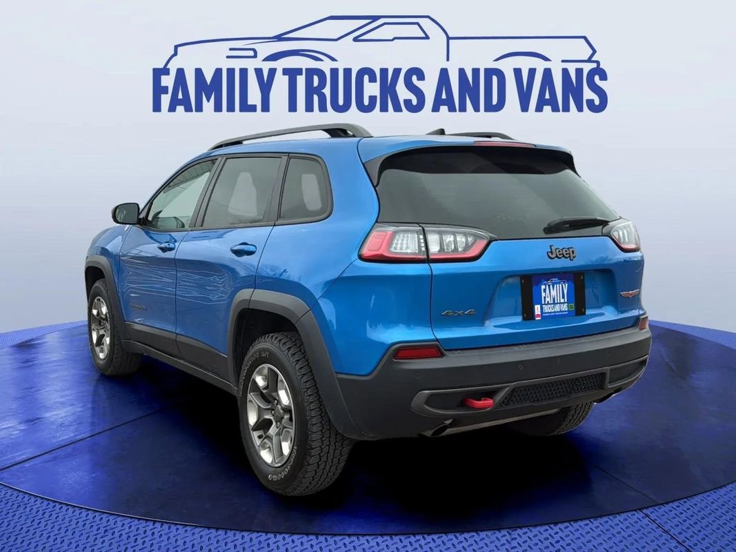 Used 2019 Jeep Cherokee Trailhawk w/ Cold Weather Group image 3