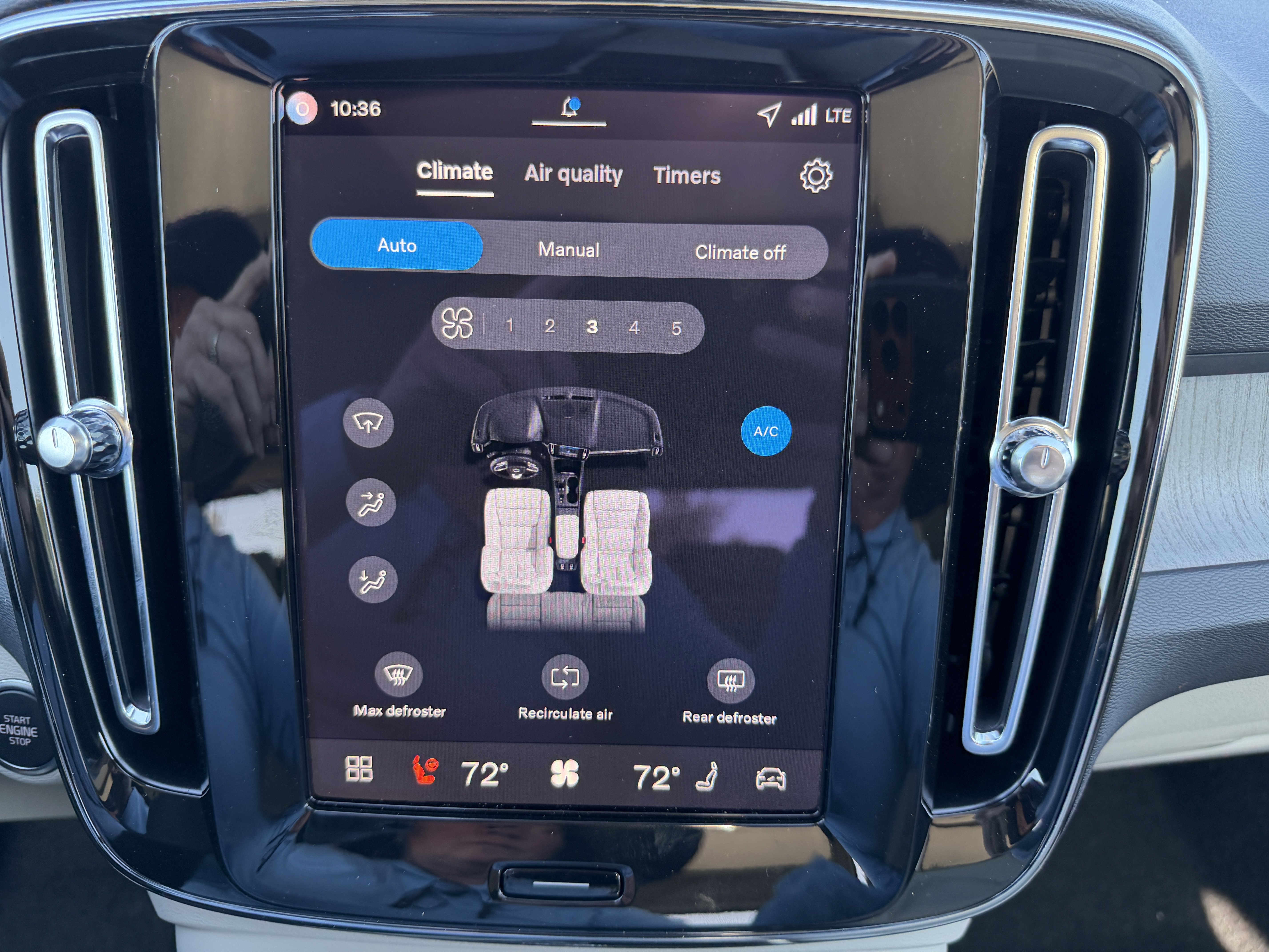 New 2026 Volvo XC40 B5 Plus w/ Climate Package image 23