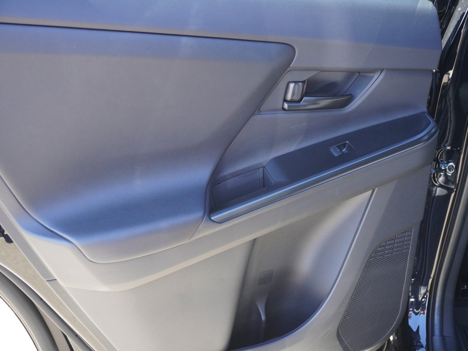 Used 2026 Toyota bZ FWD image 12