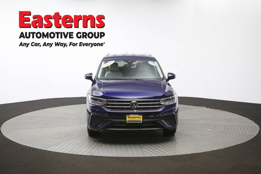 Used 2022 Volkswagen Tiguan SE image 50