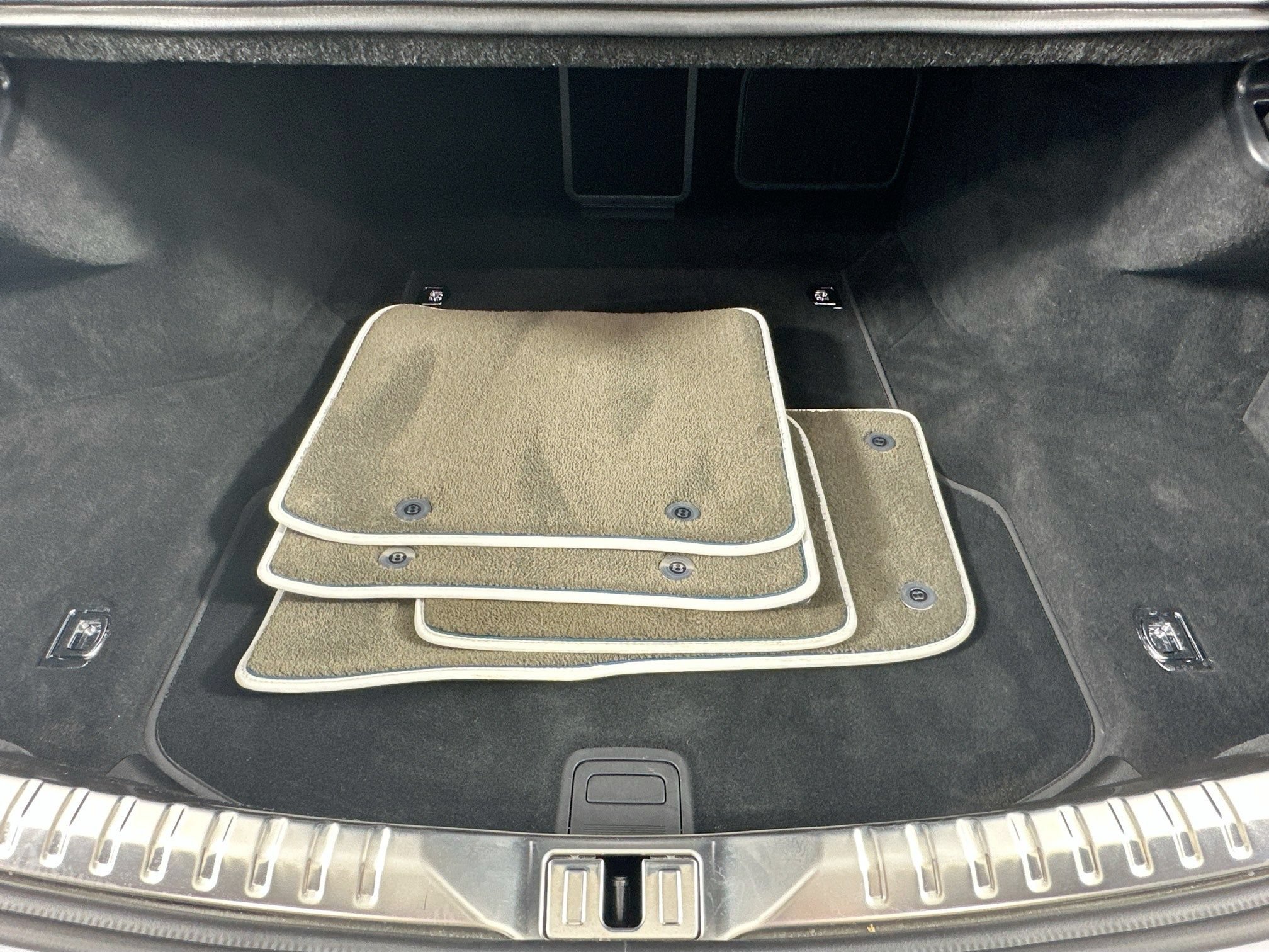 Used 2023 Bentley Flying Spur W12 AWD/4WD image 30