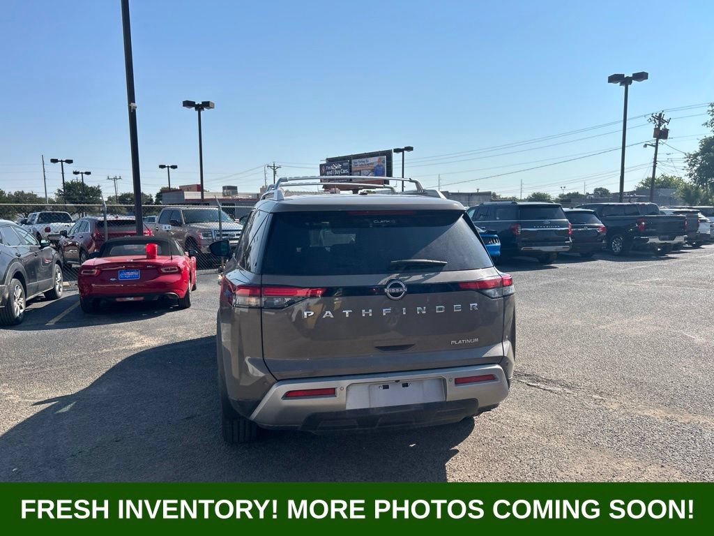 Used 2024 Nissan Pathfinder Platinum w/ Cargo Package FWD image 4
