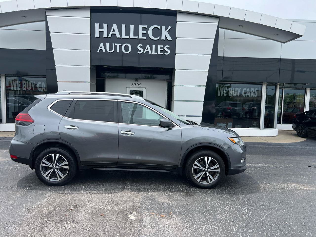 Used 2019 Nissan Rogue SL