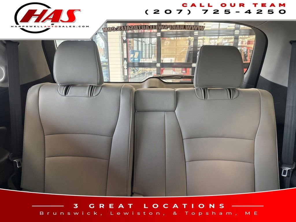 Used 2017 Honda Pilot Touring image 11