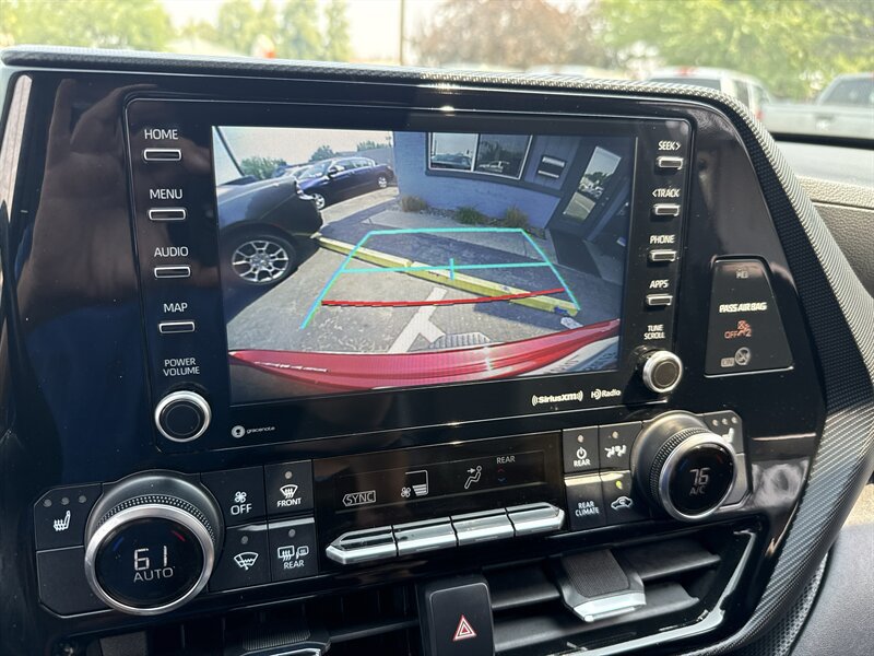 Used 2022 Toyota Highlander XSE AWD/4WD image 36