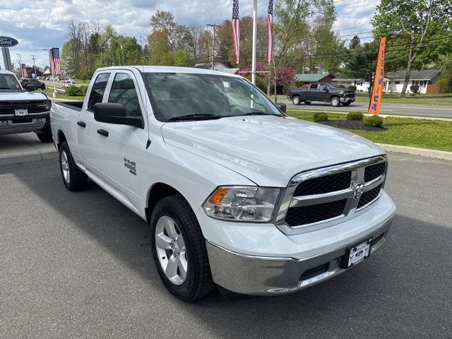 Used 2024 RAM 1500 Classic SLT AWD/4WD image 4