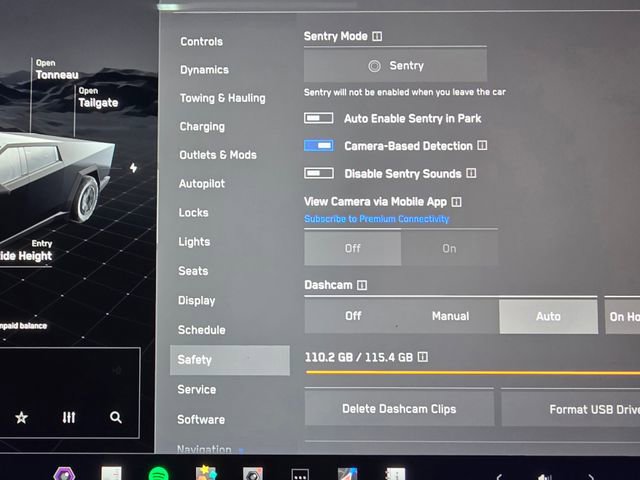 Used 2024 Tesla Cybertruck AWD Crew Cab image 37