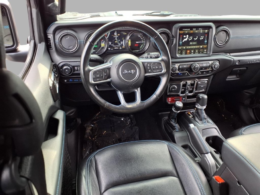 Used 2022 Jeep Wrangler Unlimited Rubicon 4xe w/ Steel Bumper Group AWD/4WD image 4