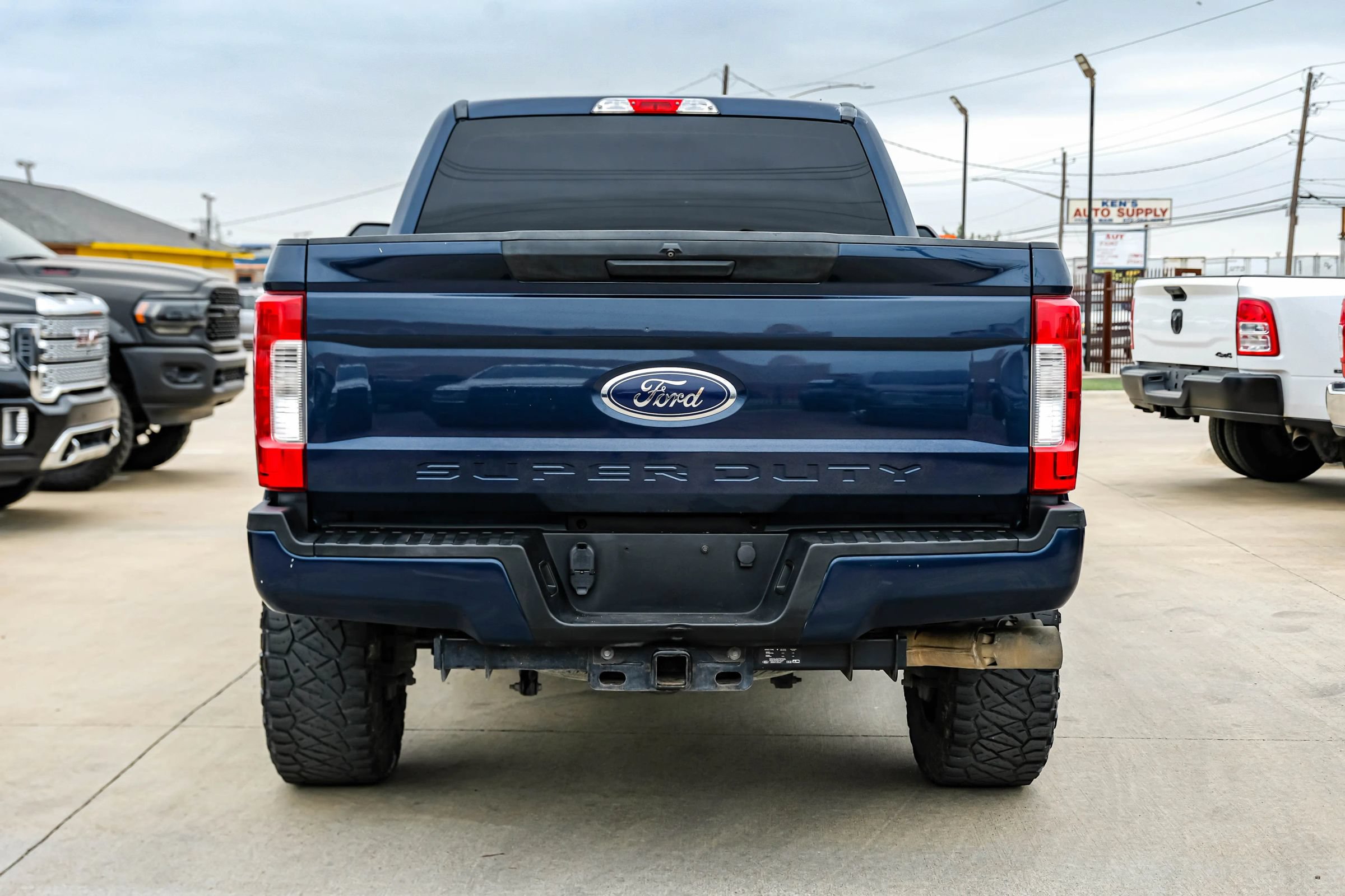 Used 2019 Ford F250 XLT AWD/4WD image 10