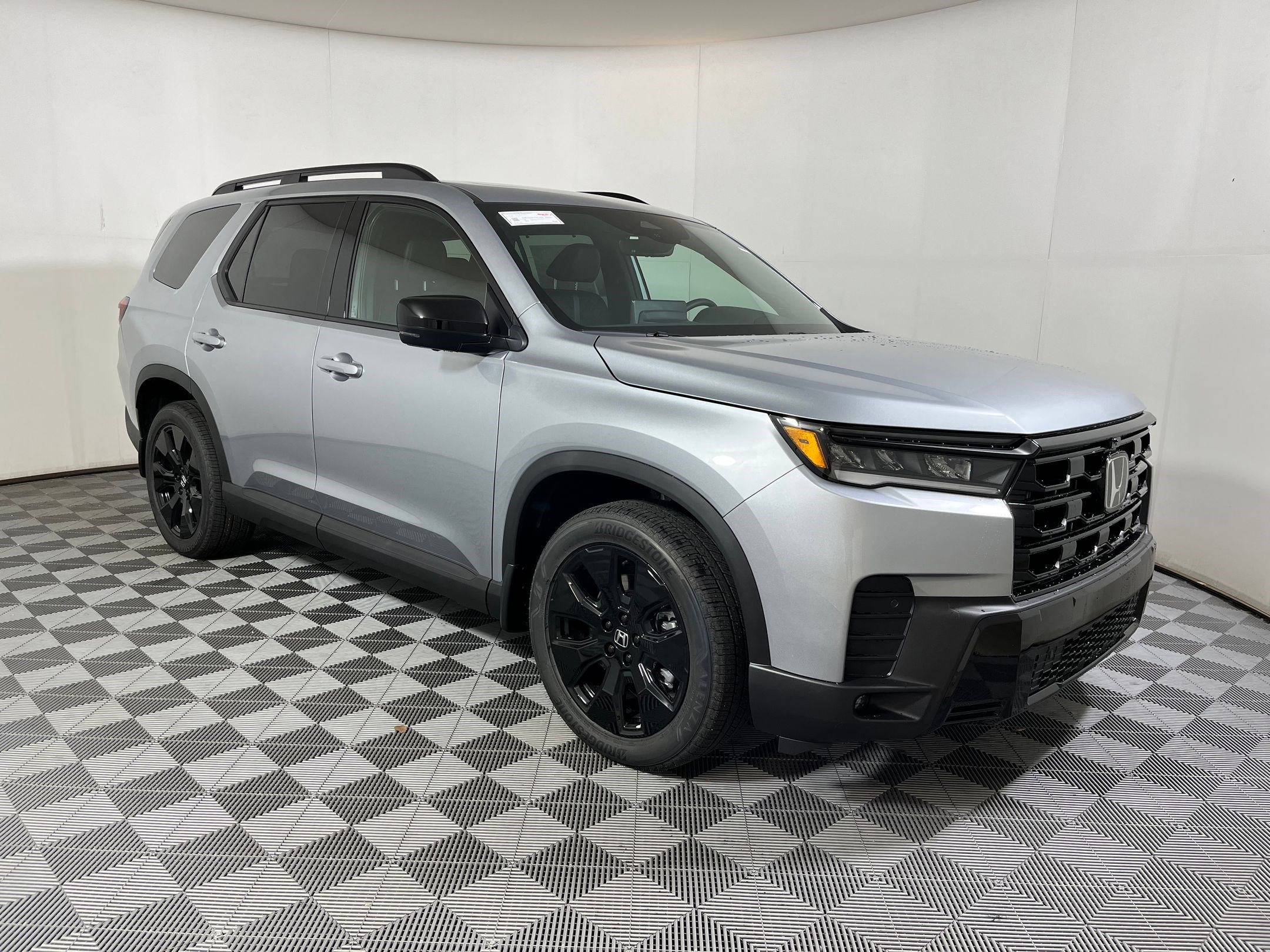 New 2026 Honda Pilot Black Edition image 6