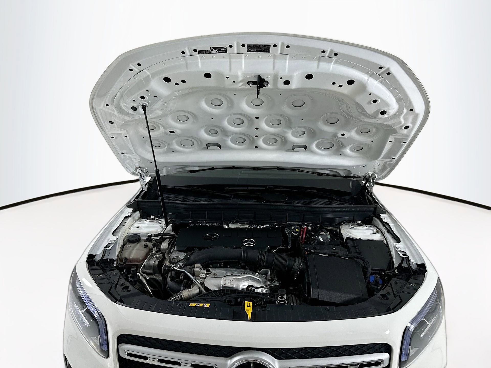 Used 2023 Mercedes-Benz GLB 250 image 35