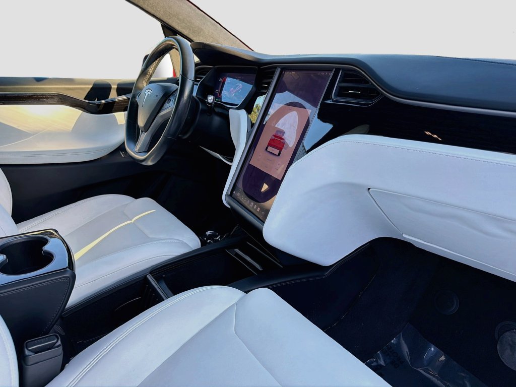 Used 2018 Tesla Model X 100D AWD/4WD image 14