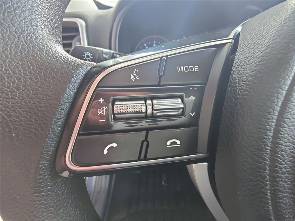 Used 2021 Kia Sportage LX image 32