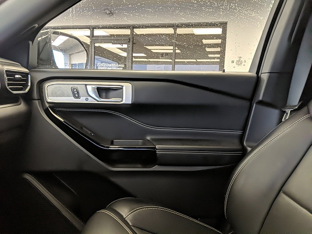 Used 2021 Ford Explorer ST w/ Equipment Group 401A image 28