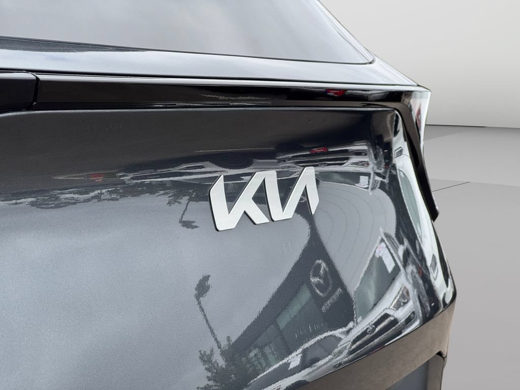 Used 2023 Kia Sportage LX FWD image 25