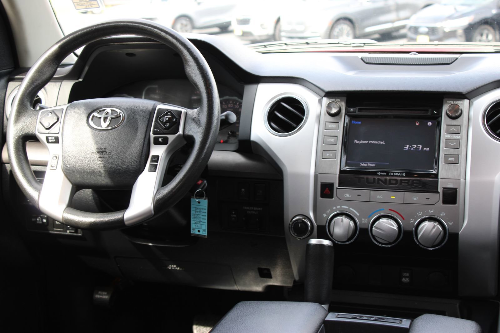 Used 2018 Toyota Tundra SR5 w/ SR5 Upgrade Package image 25