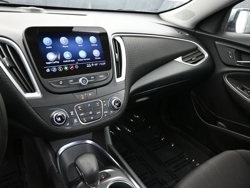 Used 2024 Chevrolet Malibu LT image 22