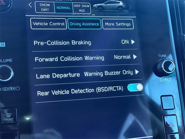 Used 2024 Subaru Crosstrek 2.5i Limited w/ Crosstrek Mirror Package image 21