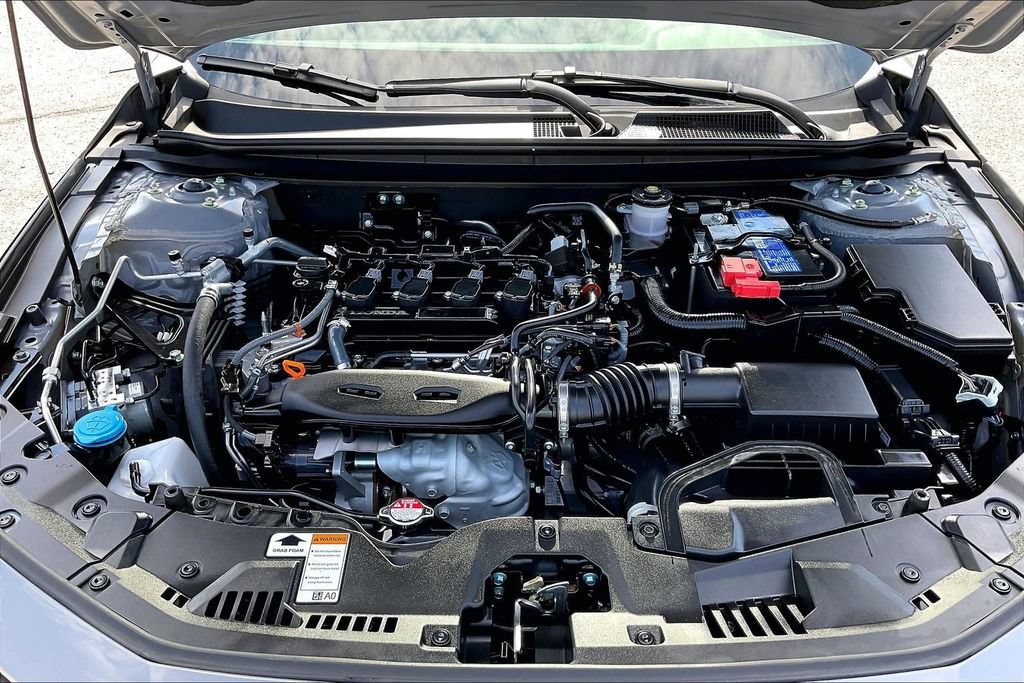 Certified 2025 Honda Accord SE image 28