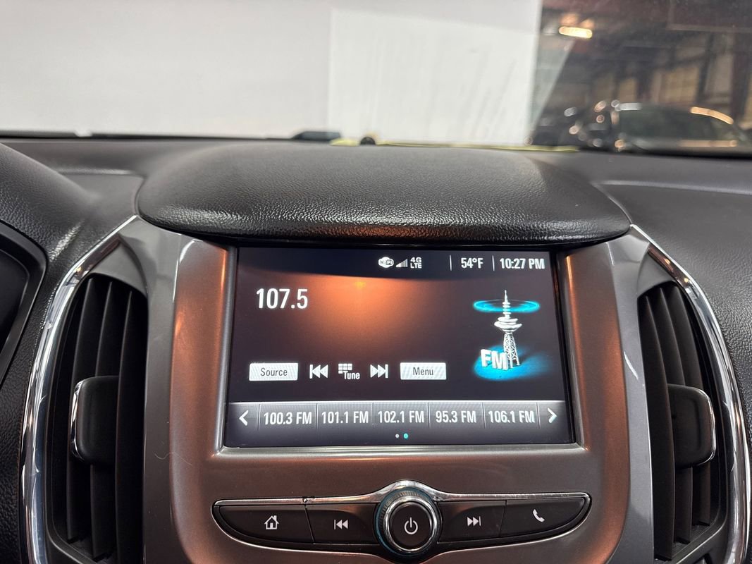 Used 2018 Chevrolet Cruze LT w/ Convenience Package FWD image 15