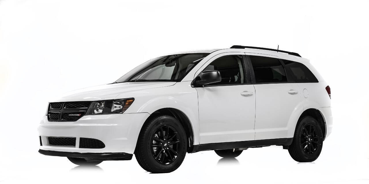 Used 2020 Dodge Journey SE w/ SE Popular Equipment Group FWD image 2